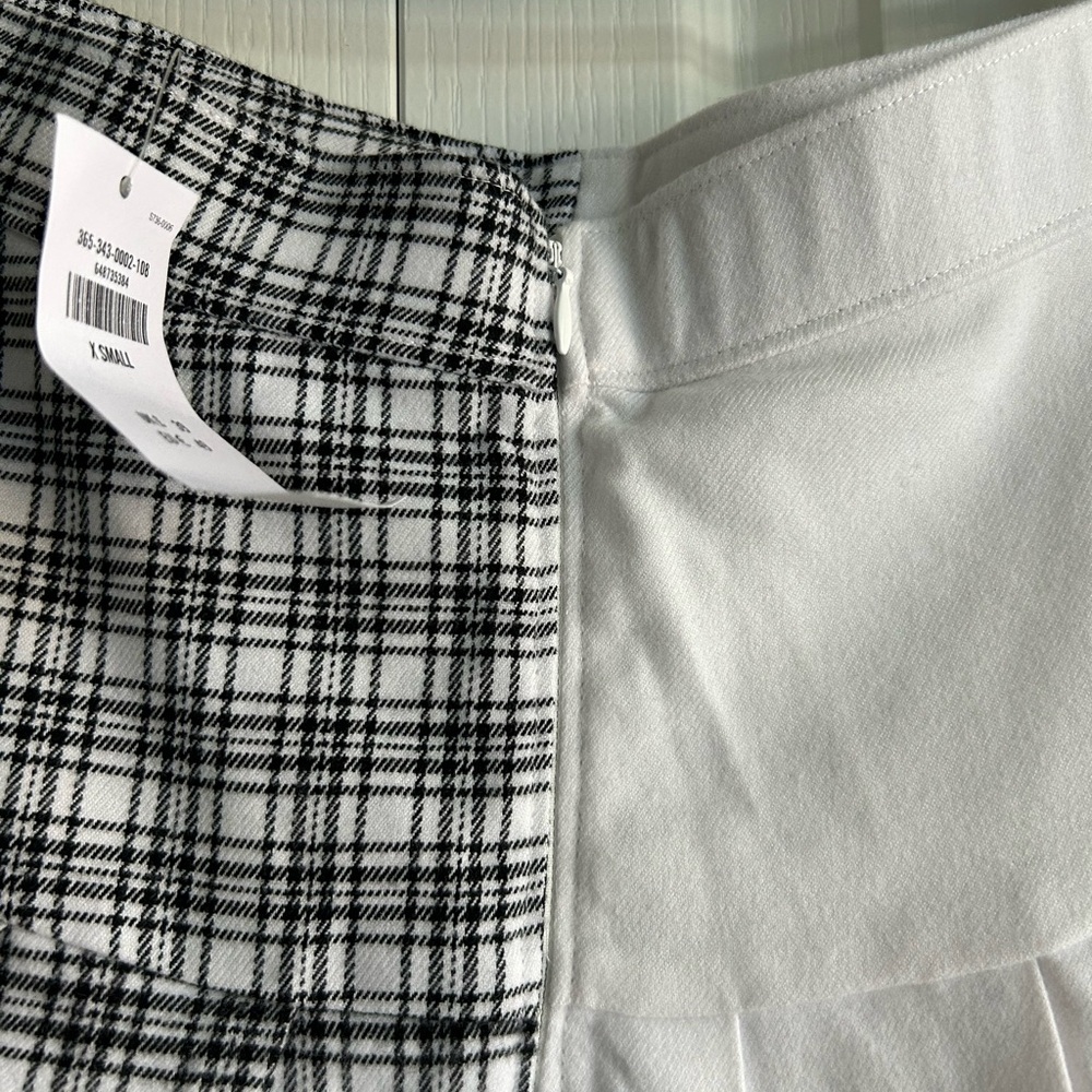 hollister pleated skirt - Picture 3 of 4